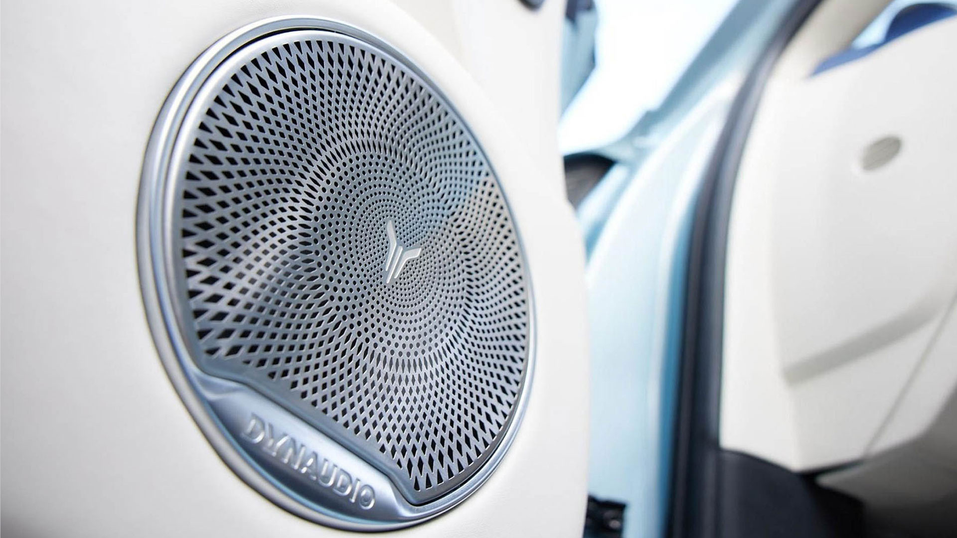 Audio klasy premium (10+1 głośników)